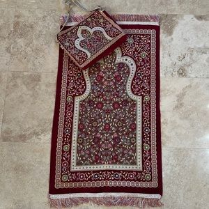 Syrian Rug with Hand Bag
